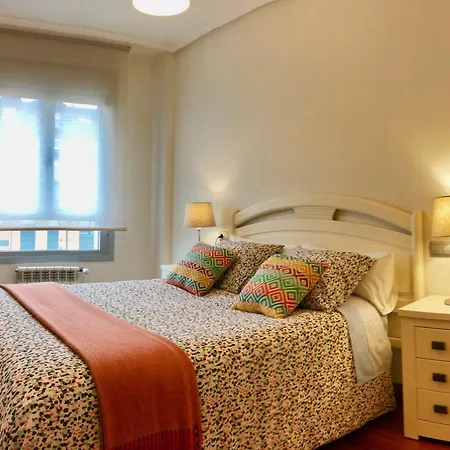 Apartamento Europa Jardin Oviedo Esterno foto